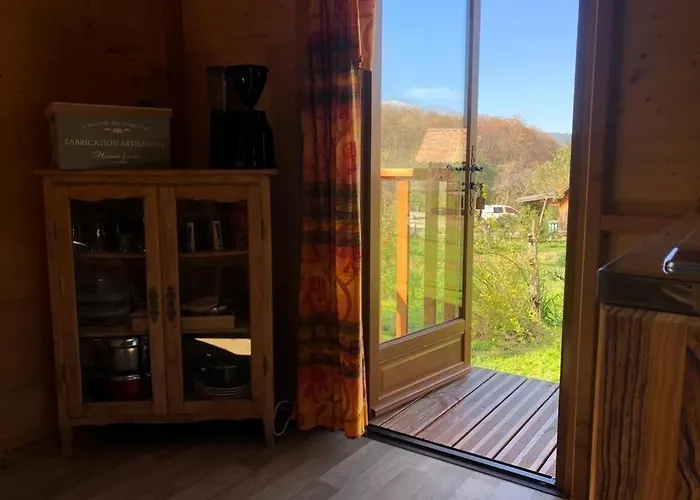 Le Nid Des Crinières Vagabondes * Oletta (Corsica)