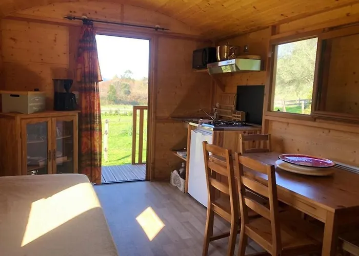 Le Nid Des Crinières Vagabondes * Oletta (Corsica)